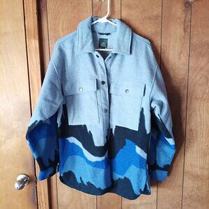 Wild Fable Light Blue Abstract Fleece Shacket Jacket Snap Front Women’s Size S